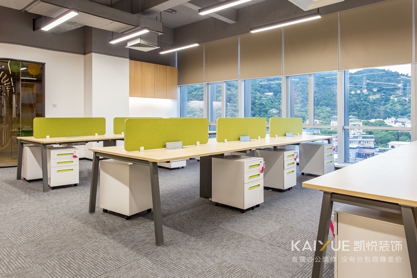 办公室装修实景图片